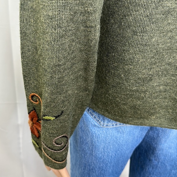 Peruvian Link Green Sweater Metal Clasps Embroidered Floral Alpaca Blend SZ M - Picture 7 of 16